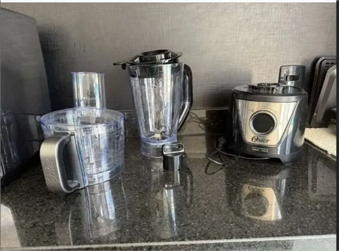Multiprocessador de Alimentos Black 7 em 1 Oster