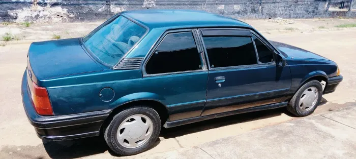 Chevrolet Monza GL 2.0 Efi/sl/l/650/club/barc.2e4p (álcool) 1994