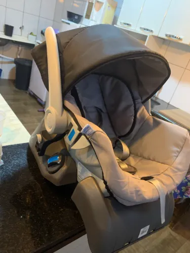Bebê conforto com base
