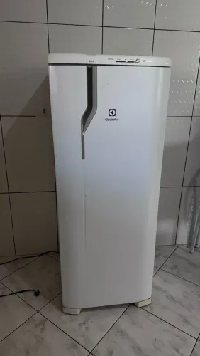 Geladeira Eletrolux 