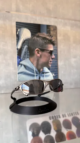 Óculos Juliet ti02 original Oakley da linha Xmetal