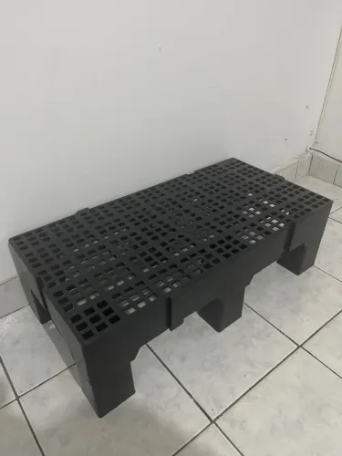 Estrado Pallet Plástico com Pronlongador