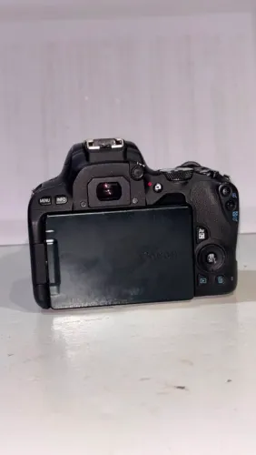 Canon Sl2