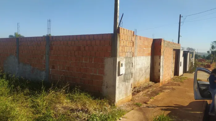 Terreno 90.000,00( bem adiantado para construir)