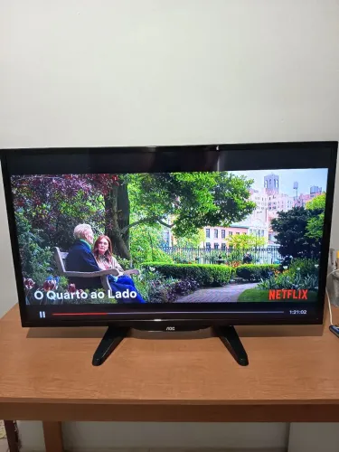 TV AOC 32"