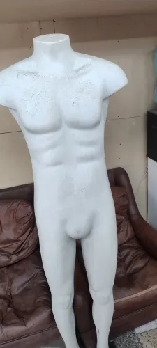 Manequim masculino boa qualidade