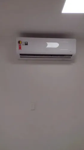 Ar-Condicionado Split HW Inverter Springer Midea Xtreme Save Connect C 18.000 BTUs Só Frio