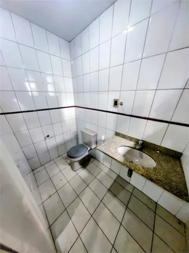 Sala Comercial à venda, Vila Nova, Santos - SA0072.