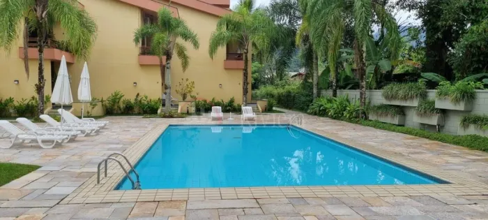 Casa para Venda em Juquehy, Condomínio Fechado a 200 metros da Praia com Escritura Definit