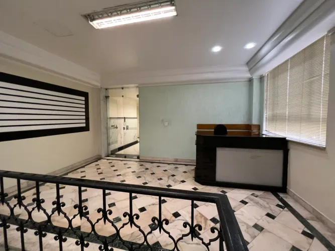 Sala/Conjunto para aluguel possui 260 metros quadrados com 10 quartos