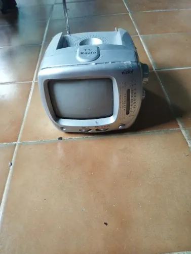 Tv rádio portátil Vicini anos 90