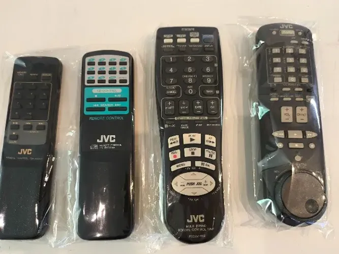 Controle JVC - LP20337-009/ RM-RX270BK/RM-SEC77U ( USADO) VALOR DA UNIDADE