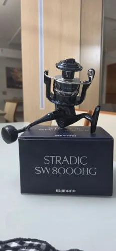 Molinete stradic 8000 HG