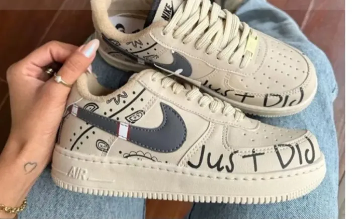 Tênis Nike Air Force 1 Bege tamanho 40/41 Unisex