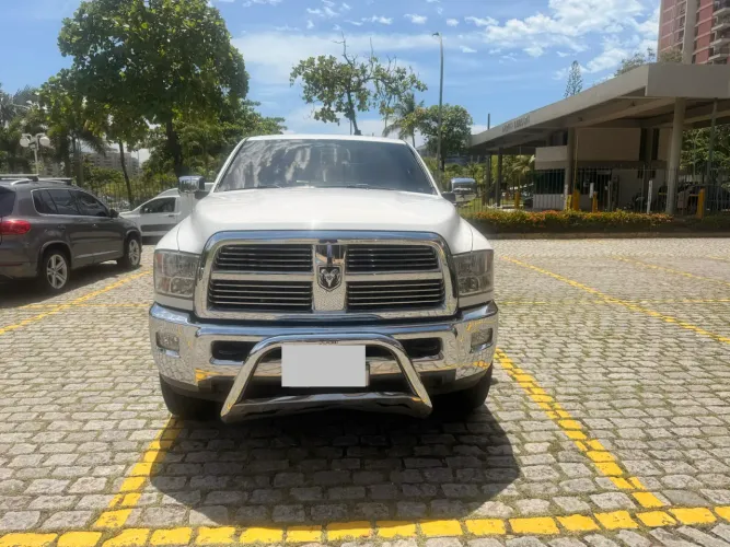 Ram 2500 Laramie 6.7 TDI CD 4X4 Diesel 2012