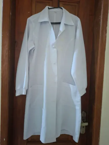 Jaleco de enfermagem.