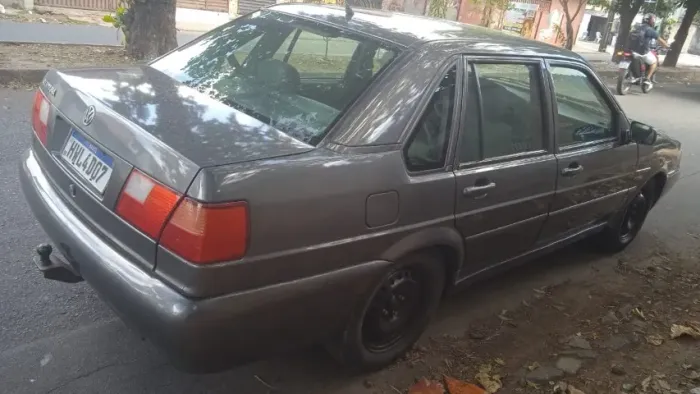Volkswagen Santana 1.8 MI (álcool) 2001