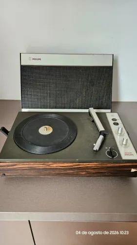 Toca discos Philips portátil (da década de 1970) - Funcionando :D