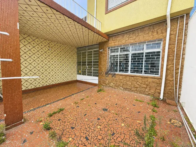 Sobrado para aluguel tem 149m com 3 dormitórios em Vila Santo Estéfano - São Paulo - SP