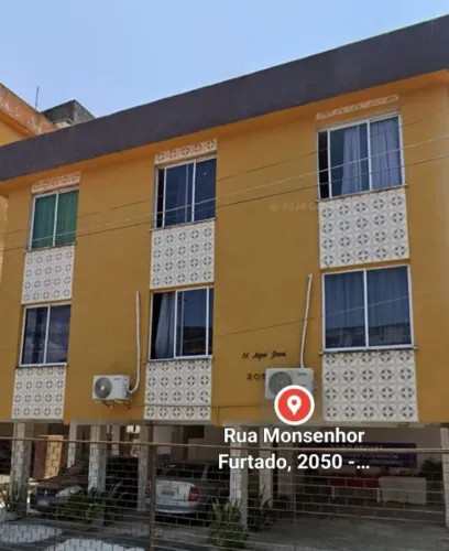 Apartamento de 02 quartos no Rodolfo Teófilo