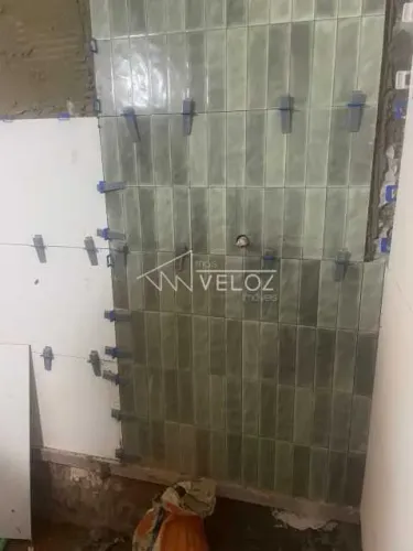 Kitnet/Conjugado : / Residencial / Centro