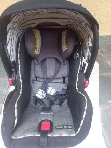 Bebê conforto importado