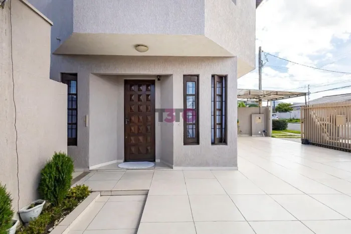 Sobrado à venda, 3 dormitórios, sendo 1 suíte, R$ 950.000, Capão da Imbuia, Curitiba, PR