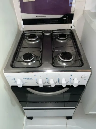 Vendo fogão Esmaltec 4 bocas