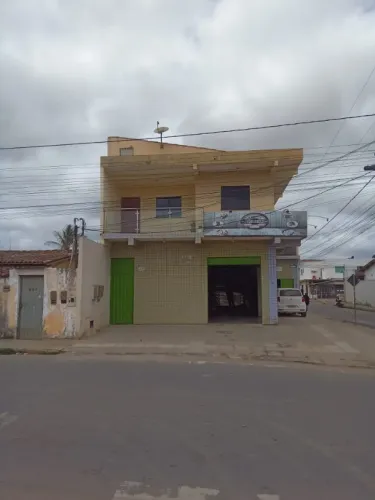 PONTO COMERCIAL + CASAS