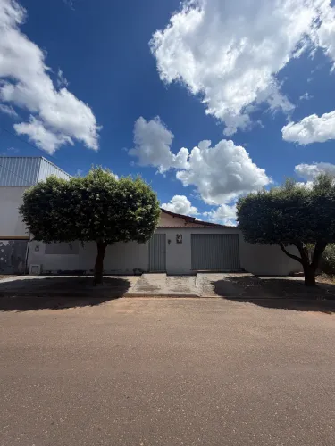 Casa a venda em Porangatu 
