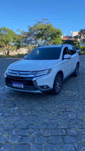 Mitsubishi Outlander 2.0 16V 160cv Aut. 2016