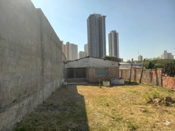 Casa com Terreno de 570m² no Bairro canjica (Jardim aclimação) - Localização Nobre