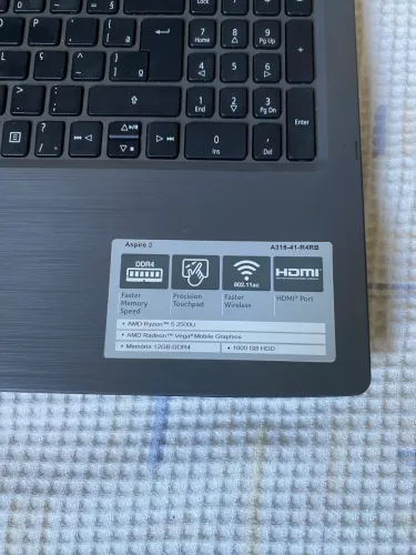 Notebook Acer Aspire 3 Ryzen 5 2500 U 12GB RAM 