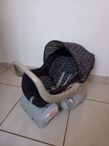 Bebê conforto Cocoon Galzerano com Base para carro
