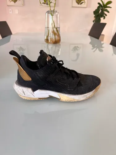 Basqueteira Air Jordan 