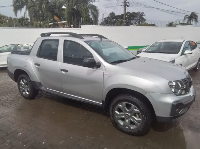 Renault Duster Oroch Intense 1.6 Flex 16V Mec. 2025