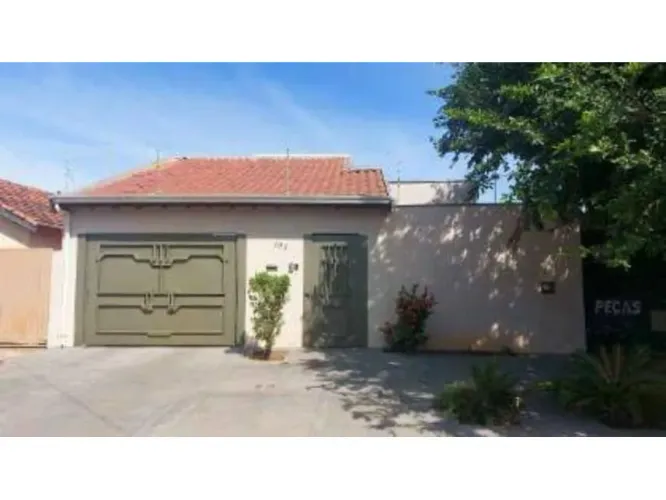 Casa em Leilão - Interlagos - Três Lagoas - MS