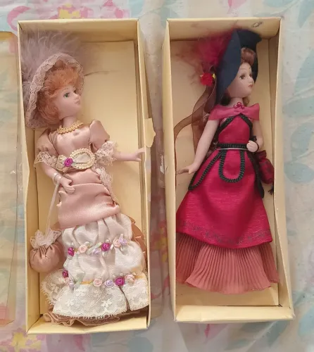 Boneca de porcelana pra colecionador