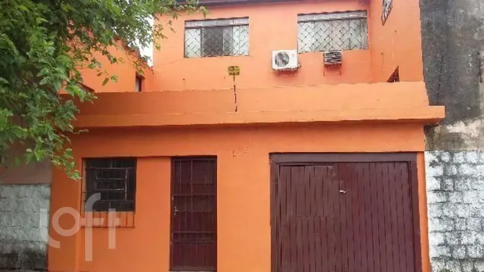 Casa à venda em Vila Nova com 300 m², 3 quartos, 2 suítes, 6 vagas