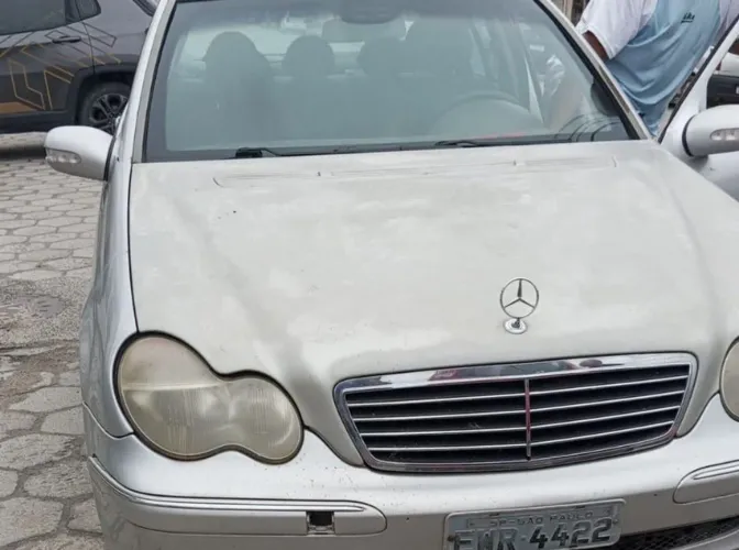 Mercedes-Benz C-240 Elegance 2.4 2001