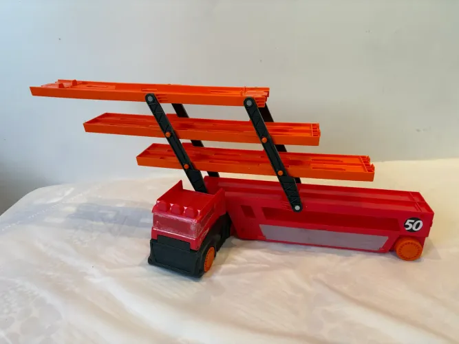 Caminhão Hot Wheels