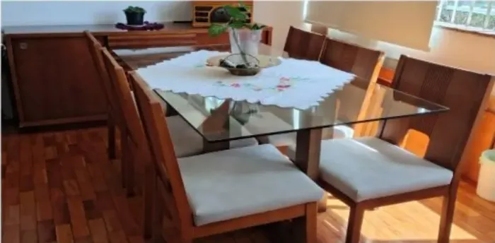 Conjunto Mesa de Jantar Westwing em Madeira Maciça + 6 Cadeiras
