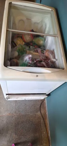 Freezer Metal Frio 2 portas de vidro 232L