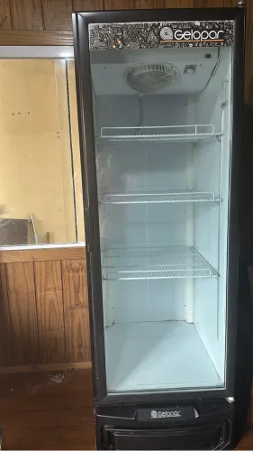Geladeira expositora 