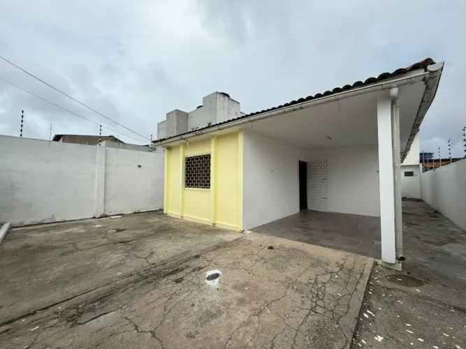 Venda casa no Antares