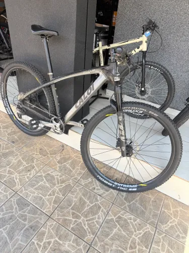 CALOI ELITE CARBON SPORT