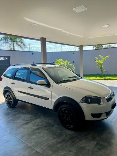 Fiat Palio Weekend Trekking 1.6 Flex 16V 5P 2014
