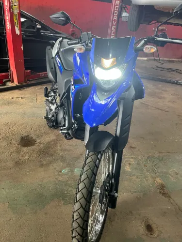 Vende-se moto XTZ Lander 2024/2024