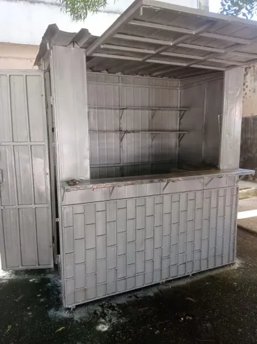 Vende-se barraquinha móvel 