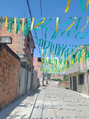 Casa / Terreno em ponto de laje - Periperi